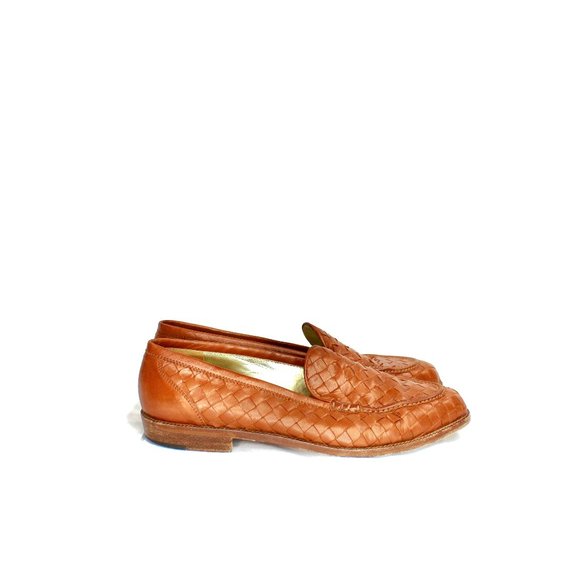 Bottega Veneta Shoes - Vintage BOTTEGA VENETA Brown Intrecciato Woven Leather Driving Loafers